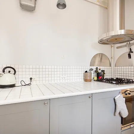 Neat & Exquisite Frederiksberg 2 Bedrooms Apartment