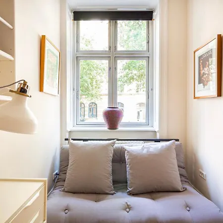 Neat & Exquisite Frederiksberg 2 Bedrooms * Copenhagen