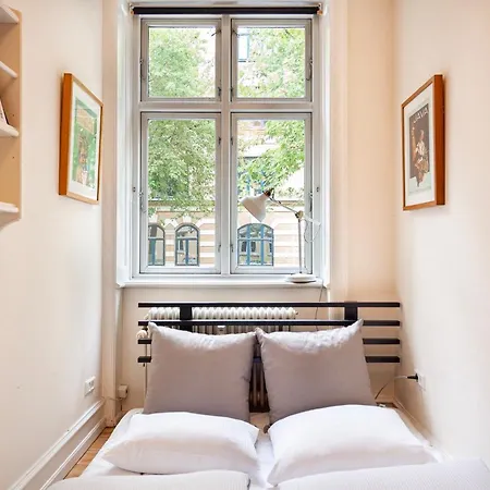 Neat & Exquisite Frederiksberg 2 Bedrooms Apartment Copenhagen