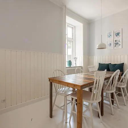 Neat & Exquisite Frederiksberg 2 Bedrooms