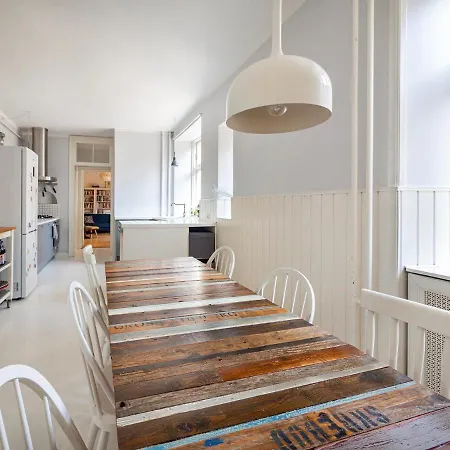 Neat & Exquisite Frederiksberg 2 Bedrooms